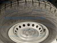 Nissan NP300 Frontier 2018 4p S L4/2.5 Man A/A Paq. Seg. IMG_0929