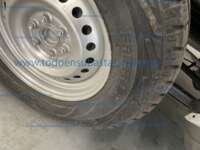 Nissan NP300 Frontier 2018 4p S L4/2.5 Man A/A Paq. Seg. IMG_0938