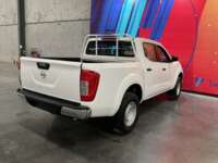 Nissan NP300 Frontier 2018 4p S L4/2.5 Man A/A Paq. Seg. 2018 Nissan NP300 Frontier Venta Exteriores 7