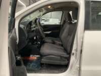 Nissan NP300 Frontier 2018 4p S L4/2.5 Man A/A Paq. Seg. 2018 Nissan NP300 Frontier Venta Interiores 12