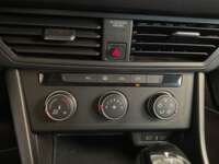 Volkswagen Jetta 2023 4p Trendline L4/1.4/T Tiptronic 2023 Volkswagen Jetta Venta Interiores 10