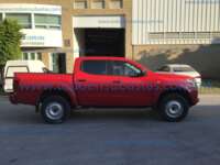 Nissan NP300 Frontier 2021 4p XE L4/2.5 Man 2021 Nissan NP300 Frontier Ingreso Exteriores 4