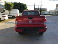 Nissan NP300 Frontier 2021 4p XE L4/2.5 Man 2021 Nissan NP300 Frontier Ingreso Exteriores 6