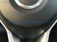 Nissan NP300 Frontier 2021 4p XE L4/2.5 Man 2021 Nissan NP300 Frontier Ingreso Interiores 10