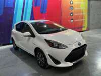 Toyota Prius 2021 5p Base Hibrido L4/1.8 Aut 2021 Toyota Prius Venta Exteriores 3