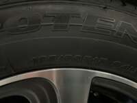 Toyota Prius 2021 5p Base Hibrido L4/1.8 Aut 2021 Toyota Prius Venta Llantas 9