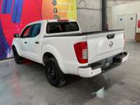 Nissan NP300 Frontier 2022 4p XE L4/2.5 Man 2022 Nissan NP300 Frontier Venta Exteriores 5