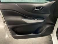 Nissan NP300 Frontier 2022 4p XE L4/2.5 Man 2022 Nissan NP300 Frontier Venta Interiores 14