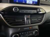 Ford Escape 2022 5p SE Híbrida L4/2.5 Aut 2022 Ford Escape Venta Interiores 10