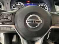 Nissan NP300 Frontier 2022 4p XE L4/2.5 Man 2022 Nissan NP300 Frontier Venta Interiores 7