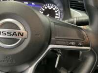 Nissan NP300 Frontier 2022 4p XE L4/2.5 Man 2022 Nissan NP300 Frontier Venta Interiores 9