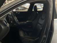 Volvo XC60 2021 5p Momentum T5 L4/2.0/T Aut 2021 Volvo XC60 Venta Interiores 20