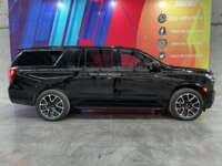 Chevrolet Suburban 2023 RST V8 4x4 T/A 10 R22 2023 Chevrolet Suburban Venta Exteriores 8