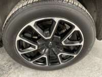 Chevrolet Suburban 2023 RST V8 4x4 T/A 10 R22 2023 Chevrolet Suburban Venta Llantas 7