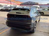 Volkswagen Nivus 2023 5p Highline L3/1.0/T Tiptronic IMG_7157