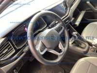 Volkswagen Nivus 2023 5p Highline L3/1.0/T Tiptronic IMG_7163