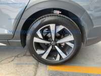 Volkswagen Nivus 2023 5p Highline L3/1.0/T Tiptronic 2023 Volkswagen Nivus Ingreso Llantas 6