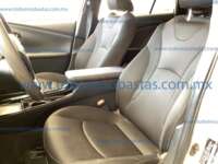 Toyota Prius 2021 5p Base Hibrido L4/1.8 Aut 2021 Toyota Prius Ingreso Interiores 4