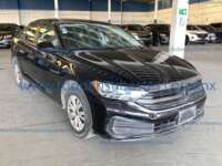 Volkswagen Jetta 2022 4p Trendline L4/1.4/T Tiptronic IMG_4417