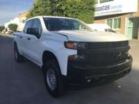 Chevrolet Silverado 2021 4p WT Doble Cabina 4X4 V6/4.3 Aut  2021 Chevrolet Silverado Venta Exteriores 3