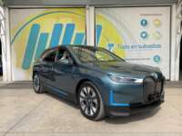 BMW iX 2023 5p xDrive 40 EV 76.6 kwh 2023 BMW iX Venta Exteriores 3