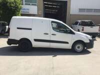 Peugeot Partner 2019 5p L4/1.6/T Diesel Man 2019 Peugeot Partner Venta Exteriores 4