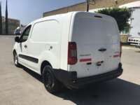 Peugeot Partner 2019 5p L4/1.6/T Diesel Man 2019 Peugeot Partner Venta Exteriores 7