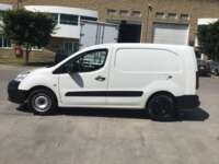 Peugeot Partner 2019 5p L4/1.6/T Diesel Man 2019 Peugeot Partner Venta Exteriores 8