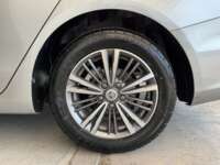 MG MG5 2023 4p Elegance L4/1.5 Man 2023 MG MG5 Venta Llantas 4