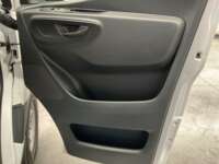 Mercedes-Benz Sprinter Cargo Van 2022 5p 311 Mediana Básico L4/2.14/TDI A/A Man 2022 Mercedes-Benz Sprinter Cargo Van Venta Interiores 11