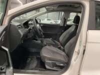 Seat Ibiza 2018 5p Style Plus L4/1.6 Man 2018 Seat Ibiza Venta Interiores 15