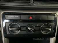 Volkswagen Taigun 2023 5p Trendline L3/1.0/T Tiptronic 2023 Volkswagen Taigun Venta Interiores 9