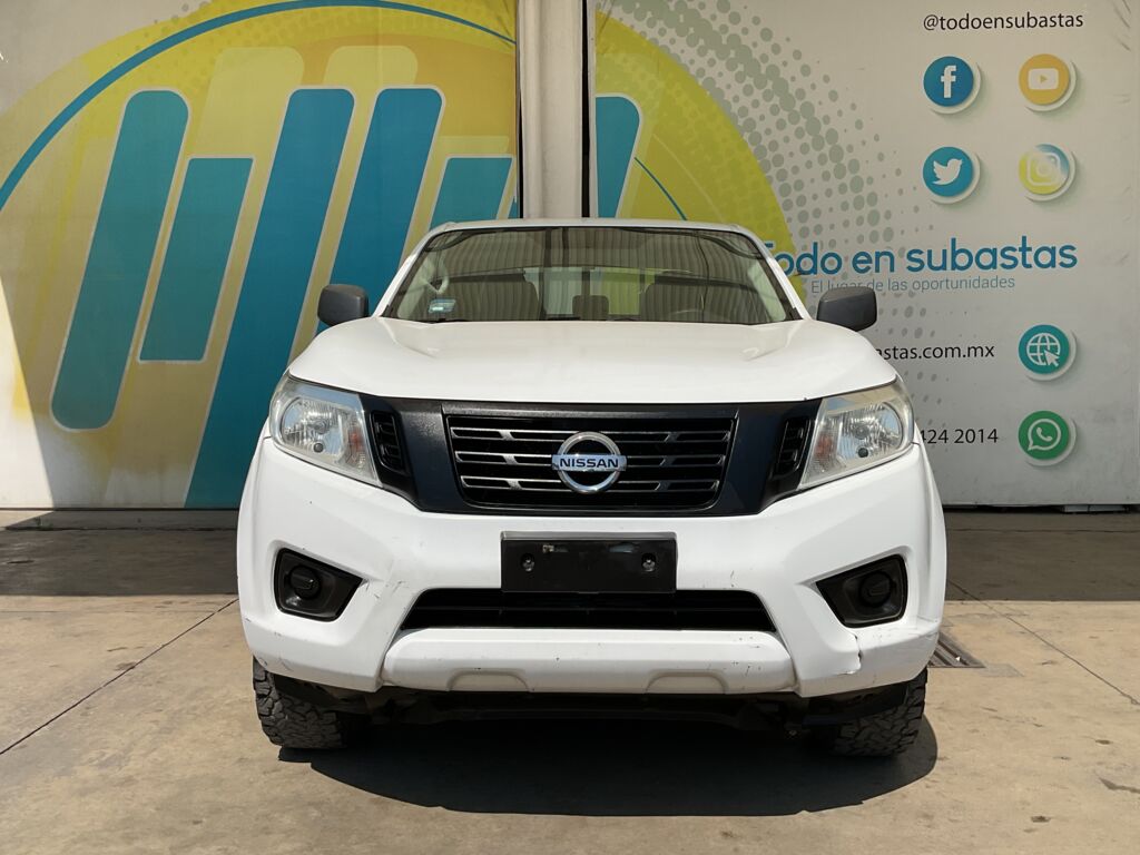 Nissan NP300 Frontier 2020 4p Diesel L4/2.5/T 4X4 Man Paq. Seg. 2020 Nissan NP300 Frontier Venta Exteriores 2
