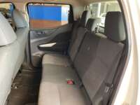 Nissan NP300 Frontier 2020 4p Diesel L4/2.5/T 4X4 Man Paq. Seg. 2020 Nissan NP300 Frontier Venta Interiores 16