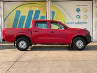 Nissan NP300 Doble Cabina 2019 4p S L4/2.5 Man A/A 2019 Nissan NP300 Doble Cabina Venta Exteriores 4