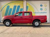 Nissan NP300 Doble Cabina 2019 4p S L4/2.5 Man A/A 2019 Nissan NP300 Doble Cabina Venta Exteriores 8