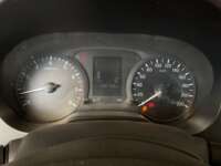 Nissan NP300 Doble Cabina 2019 4p S L4/2.5 Man A/A 2019 Nissan NP300 Doble Cabina Venta Interiores 2