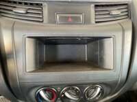 Nissan NP300 Doble Cabina 2019 4p S L4/2.5 Man A/A 2019 Nissan NP300 Doble Cabina Venta Interiores 6