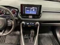 Toyota RAV4 2022 5p LE L4/2.5 Aut 2022 Toyota RAV4 Venta Interiores 4