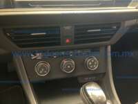 Volkswagen Jetta 2024 4p Trendline L4/1.4/T Tiptronic 2024 Volkswagen Jetta Ingreso Interiores 7