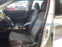 Volkswagen Jetta 2024 4p Comfortline L4/1.4/T Aut 2024 Volkswagen Jetta Ingreso Interiores 1