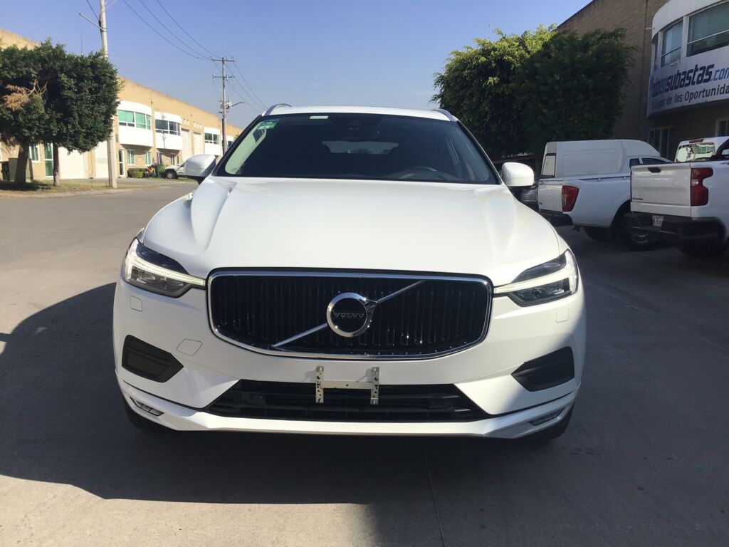 Volvo XC60 2021 5p Momentum T5 L4/2.0/T Aut 2021 Volvo XC60 Venta Exteriores 2