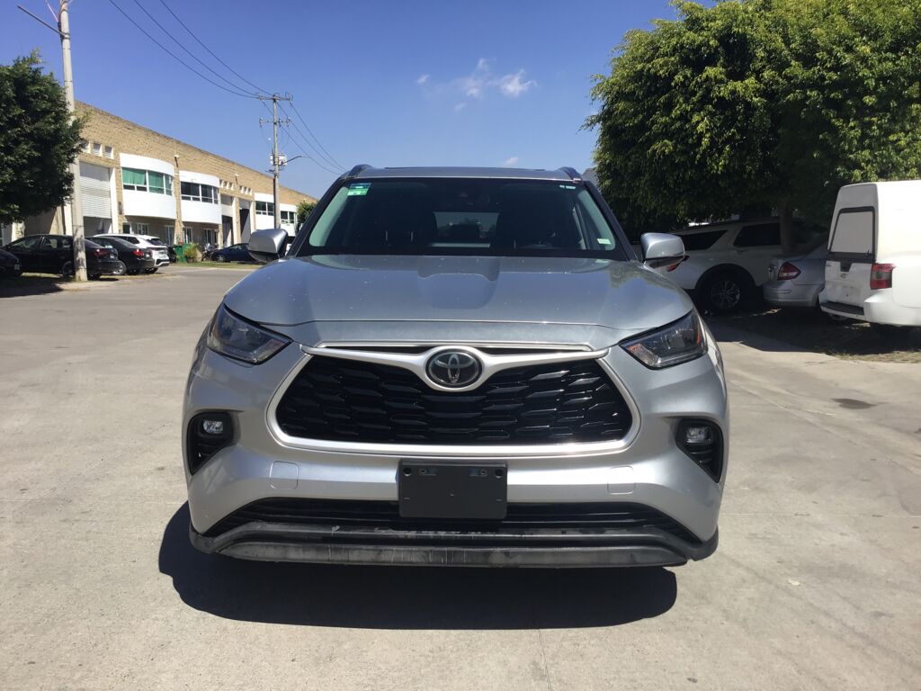 Toyota Highlander 2021 5p XLE V6/3.5 Aut 2021 Toyota Highlander Venta Exteriores 2