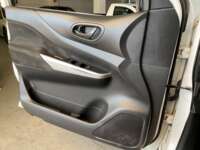 Nissan NP300 Frontier 2020 4p Diesel L4/2.5/T 4X4 Man Paq. Seg. 2020 Nissan NP300 Frontier Venta Interiores 14