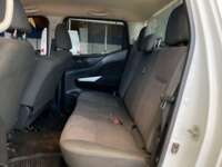 Nissan NP300 Frontier 2020 4p Diesel L4/2.5/T 4X4 Man Paq. Seg. 2020 Nissan NP300 Frontier Venta Interiores 17