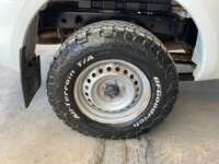 Nissan NP300 Frontier 2020 4p Diesel L4/2.5/T 4X4 Man Paq. Seg. 2020 Nissan NP300 Frontier Venta Llantas 7