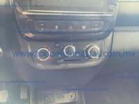 Renault Kwid 2023 5p Bitono  L3/1.0 Man Línea Nueva 2023 Renault Kwid Ingreso Interiores 10