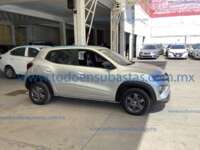 Renault Kwid 2023 5p Intens  L3/1.0 Man 2023 Renault Kwid Ingreso Exteriores 3