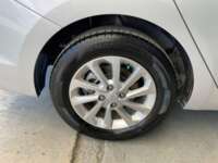 Hyundai Accent 2021 4p GL L4/1.6 Aut   2021 Hyundai Accent Venta Llantas 7