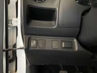 Nissan NP300 Doble Cabina 2020 4p S L4/2.5 Man A/A 2020 Nissan NP300 Doble Cabina Venta Interiores 5